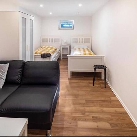 Cityloft Kassel 1 - Zentrale Unterkunft Fuer Gruppen Bis 7 Personen - Parkplatz - Netflix Bagian luar foto