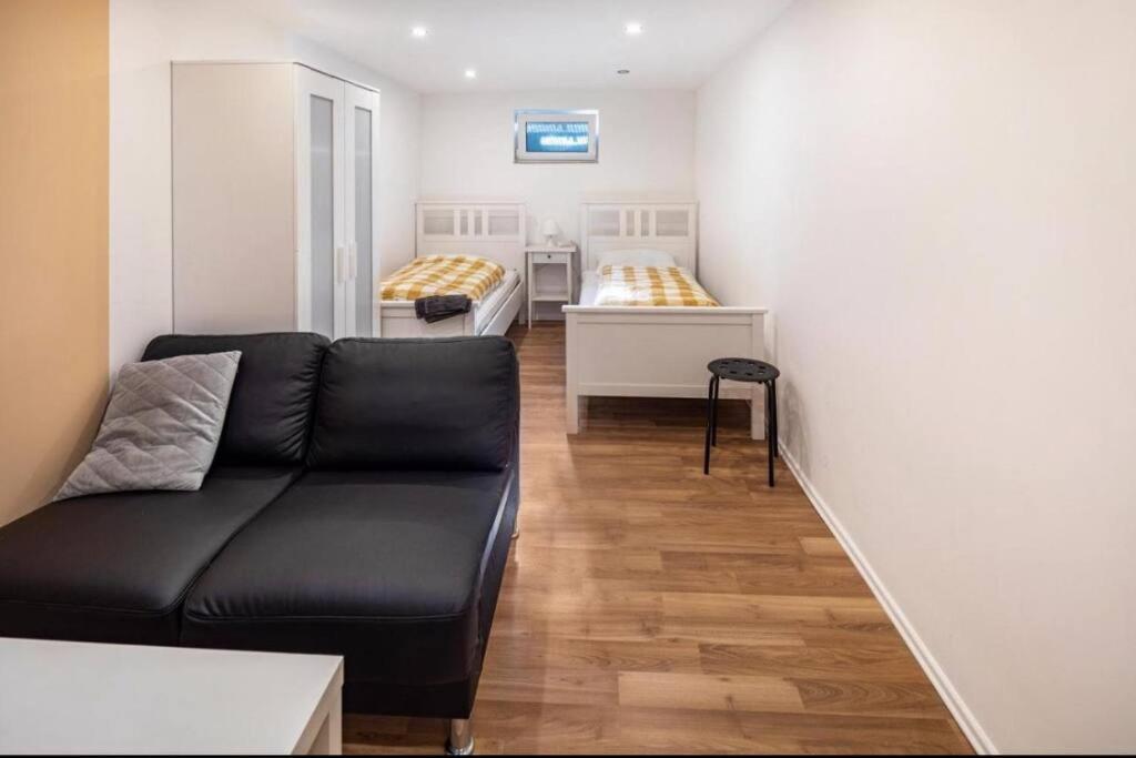 Cityloft Kassel 1 - Zentrale Unterkunft Fuer Gruppen Bis 7 Personen - Parkplatz - Netflix Bagian luar foto